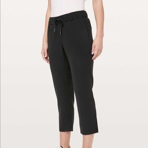 Lululemon On The Fly Cropped Pants